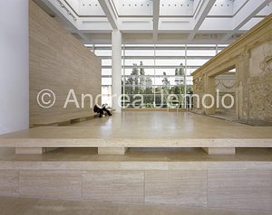 Museo dell' Ara Pacis Aula verso il mausoleo di Augusto | Andrea Jemolo