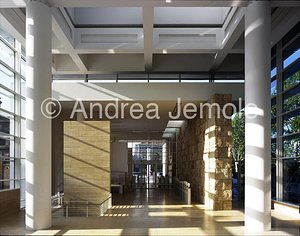 Ara Pacis Museum Hall toward the entrance | Andrea Jemolo