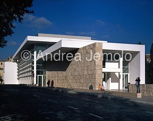 Ara Pacis Museum General view from Tiber | Andrea Jemolo
