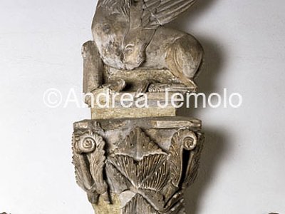 St. Ambrogio Capital with symbol of St. Mark - Plaster | Andrea Jemolo