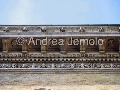 Palazzo Farnese Cornicione | Andrea Jemolo