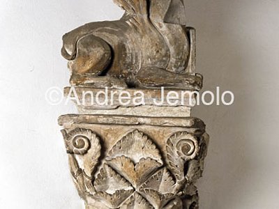 St. Ambrogio Capital with symbol of St. Luke - Plaster | Andrea Jemolo