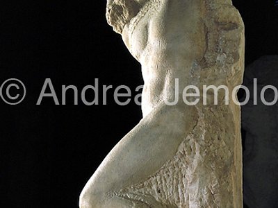Galleria dell'Accademia Young Prigione - left side | Andrea Jemolo