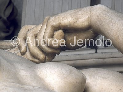 San Lorenzo - Medici Chapels - The Sagrestia nuova Tomb of Lorenzo de 'Medici - Dawn - Detail | Andrea Jemolo