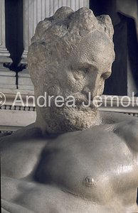 San Lorenzo - Medici Chapels - The Sagrestia nuova Tomb of Giuliano de 'Medici - Face | Andrea Jemolo
