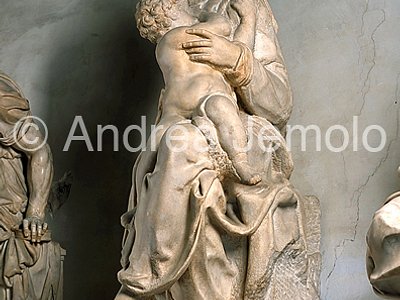 San Lorenzo - Medici Chapels - The Sagrestia nuova Madonna Medici | Andrea Jemolo
