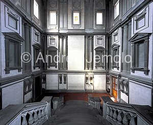 Biblioteca Medicea Laurenziana Vestibolo - lato sud e scalone | Andrea Jemolo