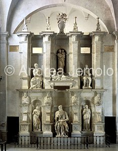 San Pietro in Vincoli Mausoleum of Giulio II - General view | Andrea Jemolo
