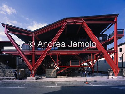 Central center of Monte dei Paschi di Siena Prospect from south | Andrea Jemolo