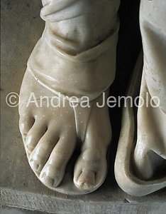 Chiesa di San Pietro in Vincoli Mausoleo di Giulio II - Mosè - piede destro | Andrea Jemolo