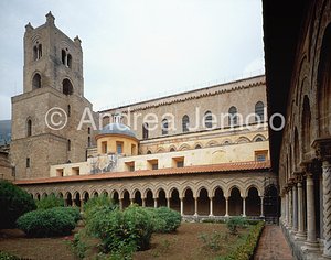Cathedral Cloister | Andrea Jemolo