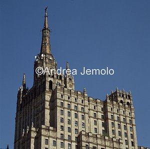 Stalinist skyscraper House of residence | Andrea Jemolo