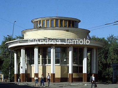 Fermata metropolitana di Park Kulturi  | Andrea Jemolo