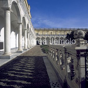 Chartreuse of St. Martin Big cloister - General view | Andrea Jemolo