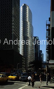 885 3rd Avenue - Lipstick  | Andrea Jemolo