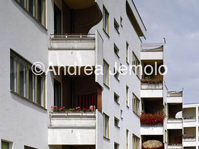 Gross-siedlung Siemensstadt Mackeritzstrasse | Andrea Jemolo