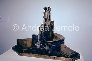 Museum of Modern Art Development of a bottle in Space | Andrea Jemolo