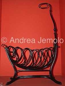 Museum of Modern Art Crib | Andrea Jemolo