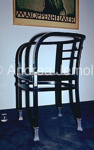 Museum of Modern Art Easy chair for the Die Zeit | Andrea Jemolo