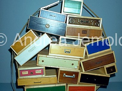 Museum of Modern Art Cassettiera You can't lay down your memory | Andrea Jemolo