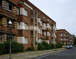 Siedlung Schillerpark Bristolstrasse | Andrea Jemolo