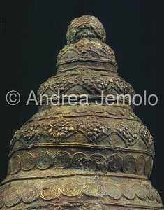Nigerian National Museum Vase with Ieopard – Igbo-Ukwu | Andrea Jemolo