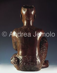 Nigerian National Museum Sat figure - Tada | Andrea Jemolo