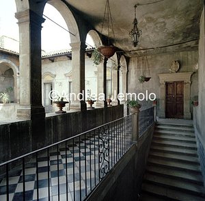 Tabassi Palace Loggiato | Andrea Jemolo