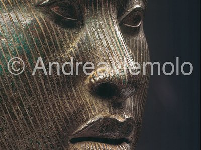 Ife National Museum Maschera dell' Oba Obalufon - Frontale - Ife | Andrea Jemolo