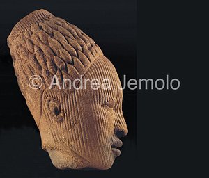 Nigerian National Museum Head - terracotta - Ife | Andrea Jemolo