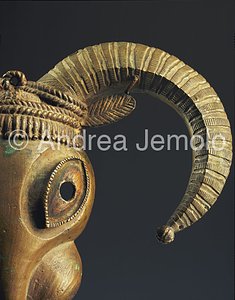 Nigerian National Museum Head of ram - Bronze -Owo | Andrea Jemolo