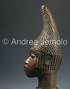 Nigerian National Museum Head of queen mother - bronze - Benin | Andrea Jemolo
