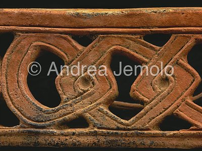 Nigerian National Museum Poggiatesta - Particolare - terracotta - Calabar | Andrea Jemolo