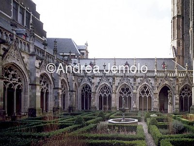 Cathedral Cloister | Andrea Jemolo