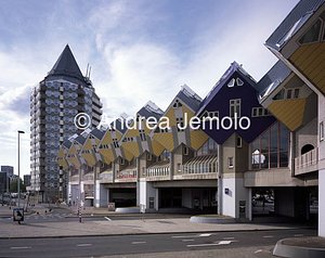 Cube Houses - kubuswoningen - Boomwoningen  | Andrea Jemolo