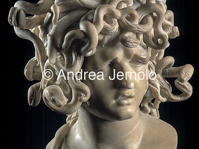 Musei Capitolini Medusa - Visione di tre quarti | Andrea Jemolo