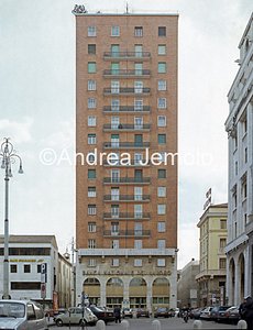 Skyscraper  | Andrea Jemolo