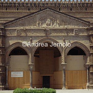 Cathedral Portico with three arcades | Andrea Jemolo