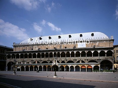 Palace of the Ragione General view | Andrea Jemolo