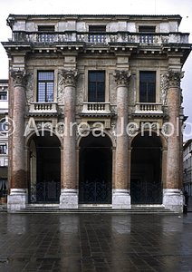 Loggia del Capitanio General view | Andrea Jemolo