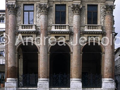 Loggia del Capitanio Visione d'insieme | Andrea Jemolo