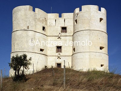 Castle  | Andrea Jemolo