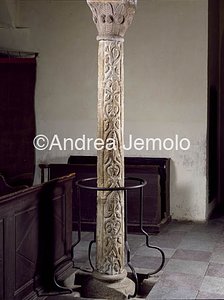 Church of the Holy Trinity Romanesque carved pillar | Andrea Jemolo