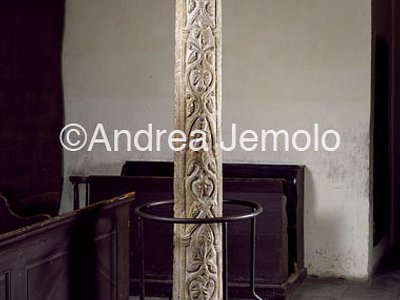 Church of the Holy Trinity Romanesque carved pillar | Andrea Jemolo