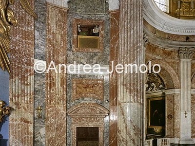 St. Andrea al Quirinale High Altar and Presbytery | Andrea Jemolo