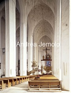 St. Mary's Church Interior | Andrea Jemolo