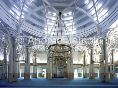 Mosque and Cultural Islamic Center Interior toward the mirhab | Andrea Jemolo