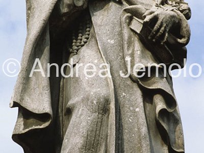 Charles Bridge Statue of Philip Benizi de Damiani | Andrea Jemolo