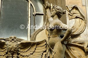 Liberty portal Detail | Andrea Jemolo