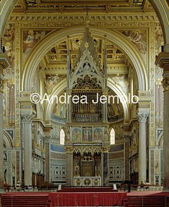 Archbasilica of Saint John Lateran Papal altar | Andrea Jemolo
